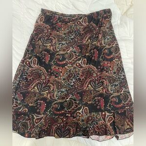 TRENDY PAISLEY SKIRT